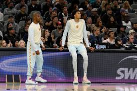 班凯罗25+5+6率队晋级 魔术大胜黄蜂挺进季后赛